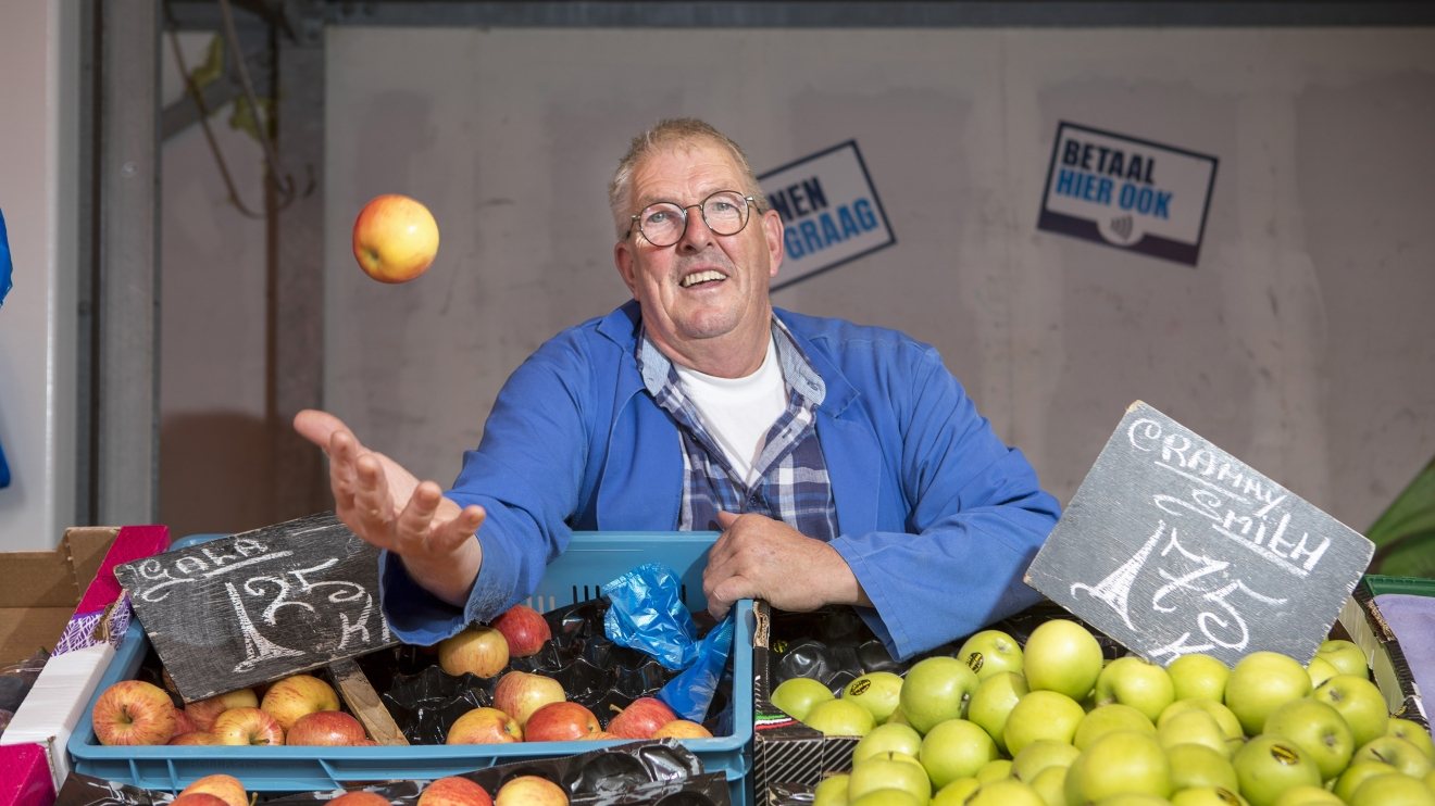 Een grote diversiteit groente en fruit op de Haagse markt