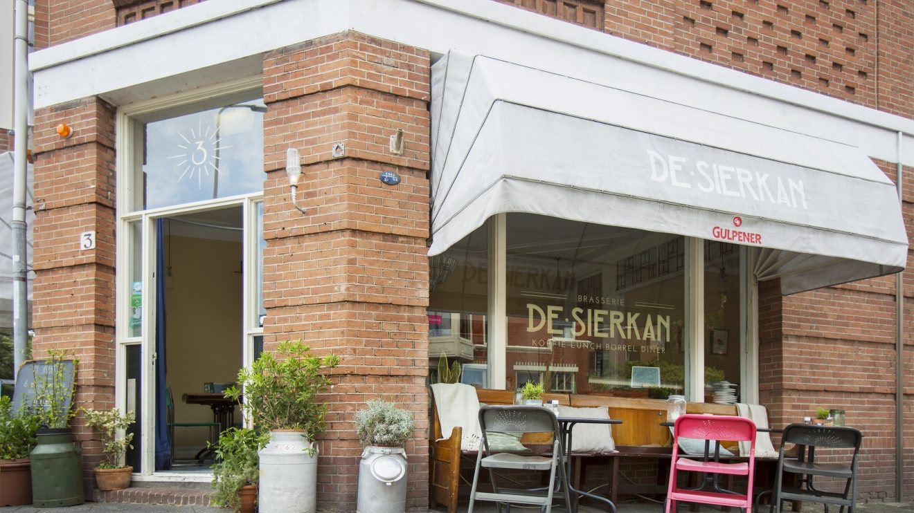 Brasserie De Sierkan Den Haag, voormalige melkinrichting