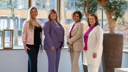 Groepsfoto uitvaartconsulenten