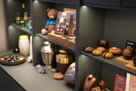 Huis van herinnering urnen