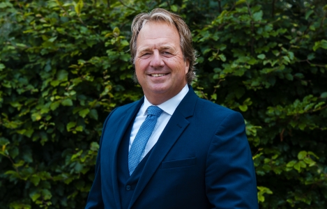 Uitvaartverzorger John van Kasterop